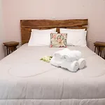 Βίλα Traditional Village Apartment, Naxos Κόρωνος