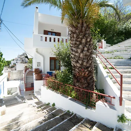 Traditional Village Apartment, Naxos 别墅 Koronos